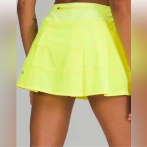 Lululemon highlighter Yellow Neon Mini Skirt 6 long